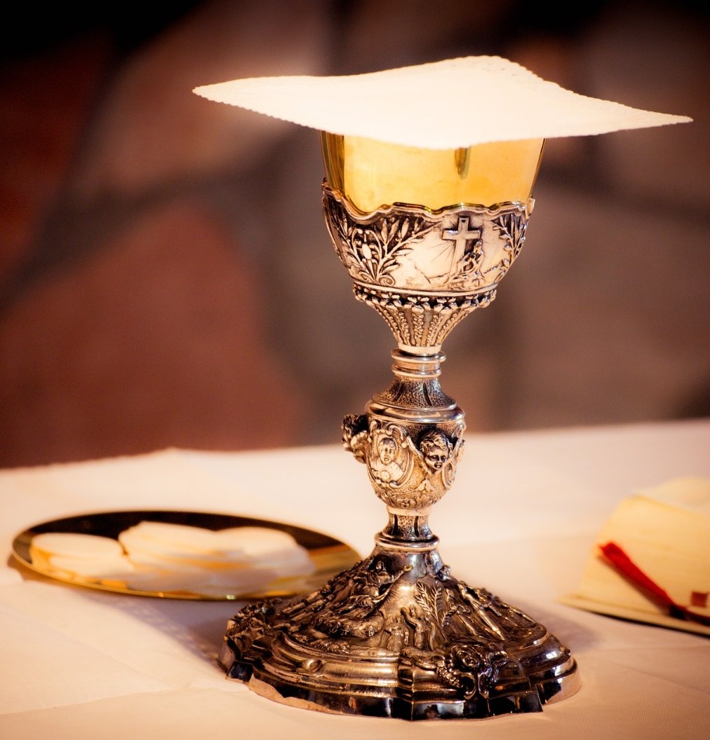 chalice-1591668_1920-pixabay (c) pixabay