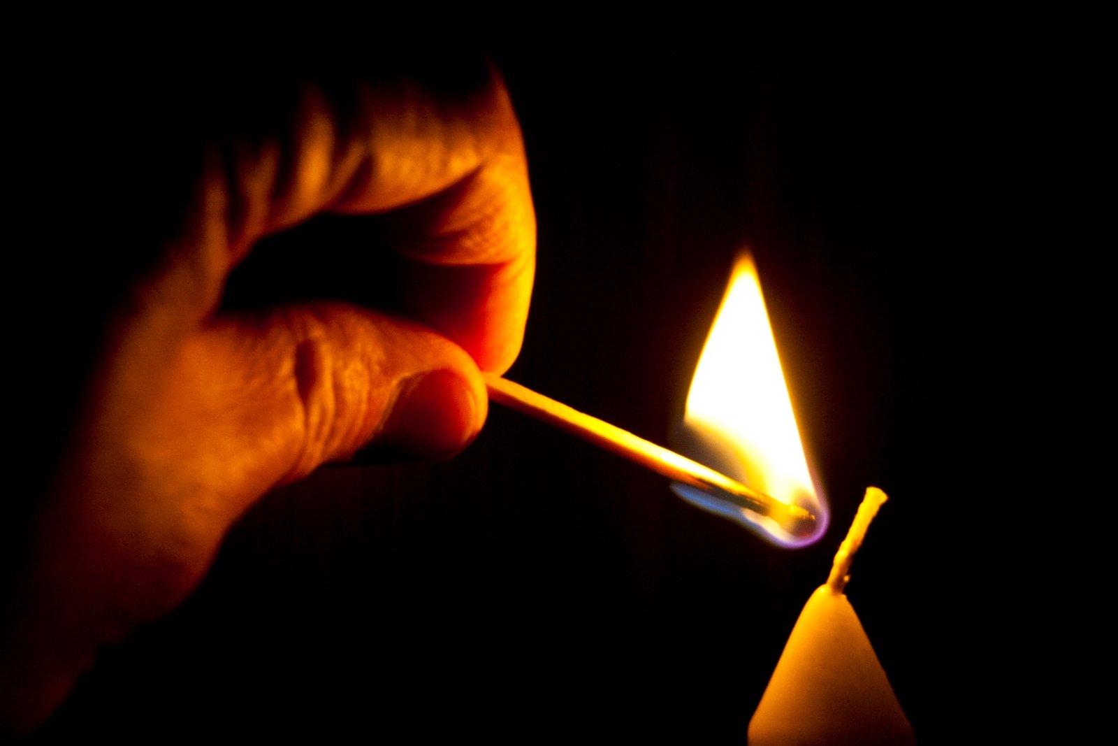 Licht entzünden