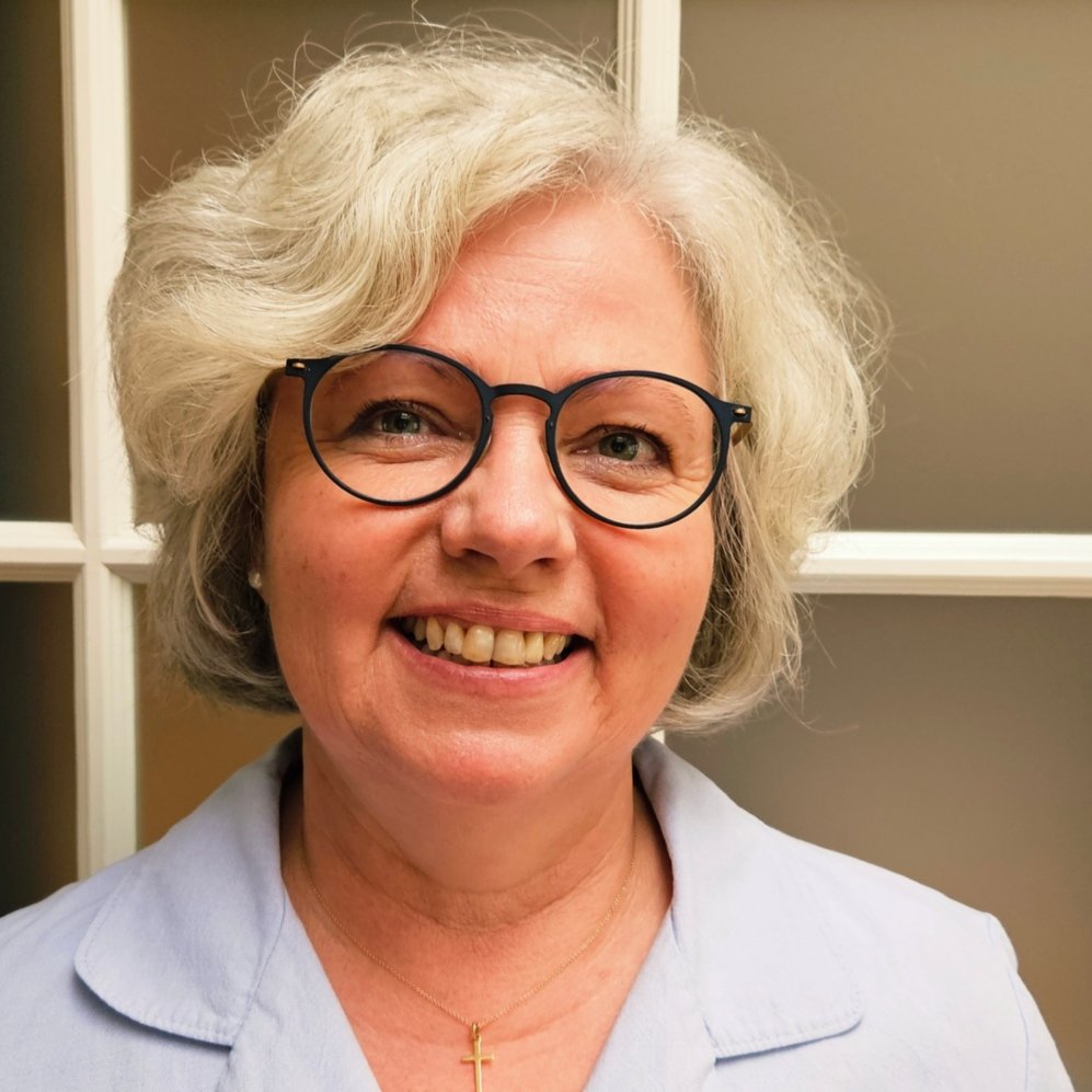 pgr Woiczik, Cornelia