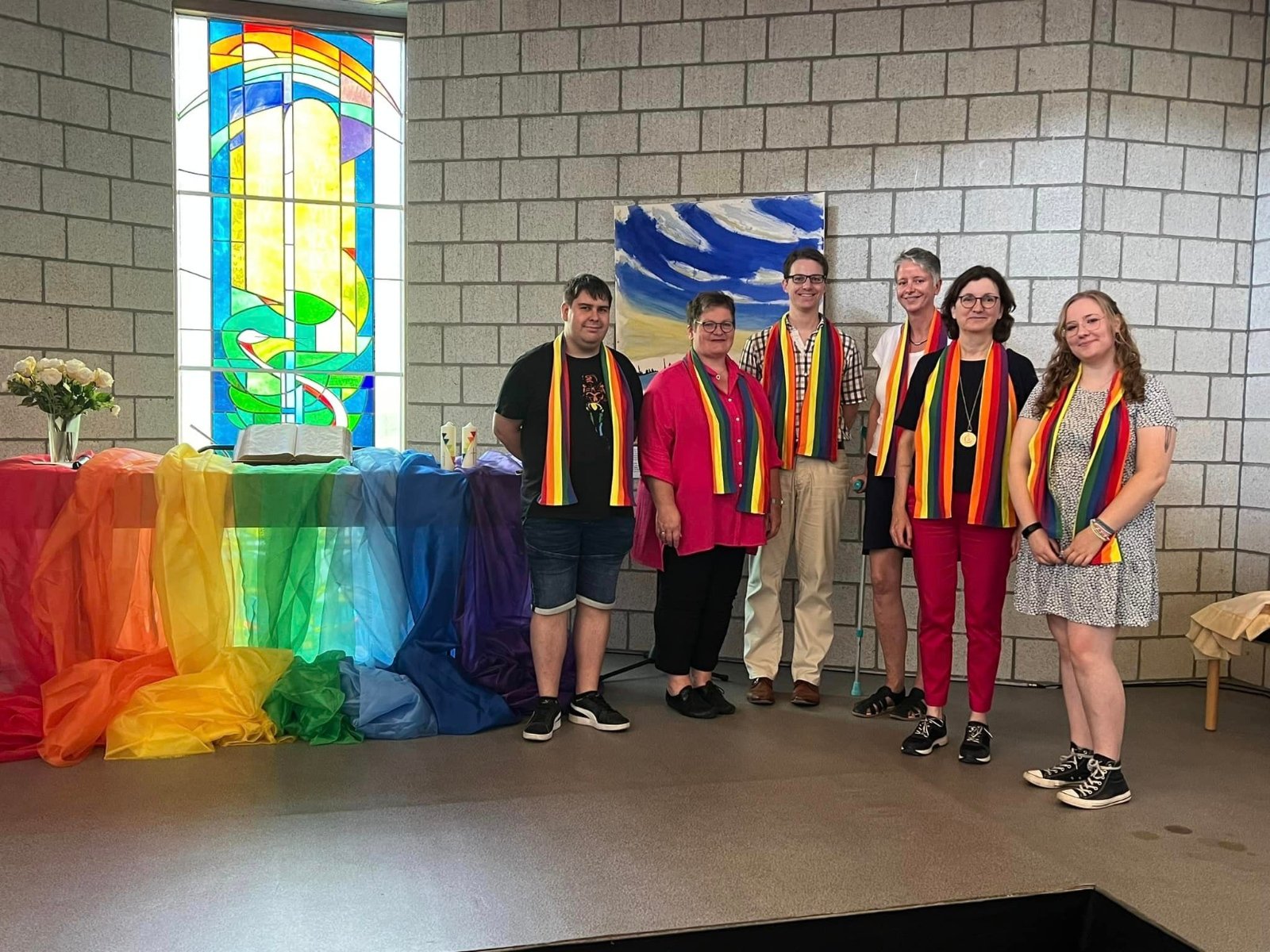 AG Regenbogenkirche für alle vor dem Gottesdienst